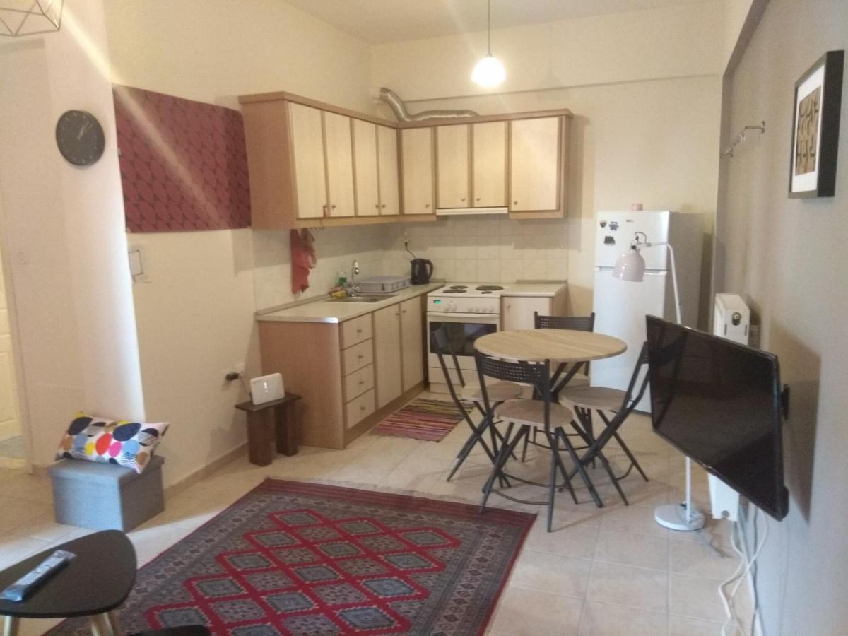 George'S Apartment In Volos Area エクステリア 写真